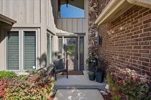 1426 Lorete Ln, Northbrook, IL 60062 - Photo 3