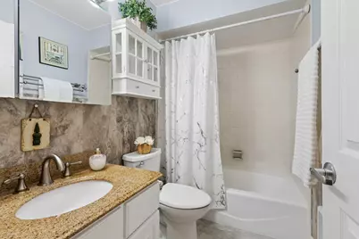 944 N Rohlwing Road #GJ, Addison, IL 60101 - Photo 9