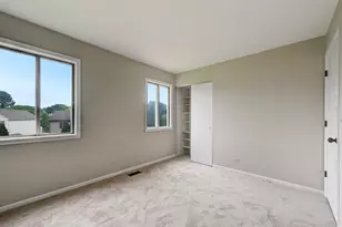121 Heath Pl, Westmont, IL 60559 - Photo 19