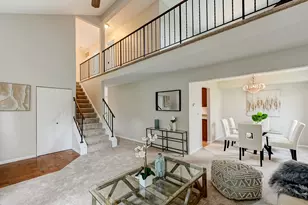 121 Heath Pl, Westmont, IL 60559 - Photo 5