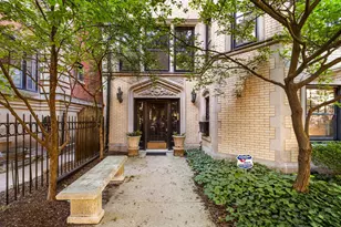 635 W Sheridan Rd, Chicago, IL 60613 - Photo 3