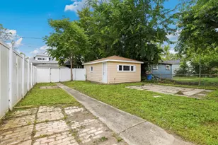 12242 S Normal Ave, Chicago, IL 60628 - Photo 23