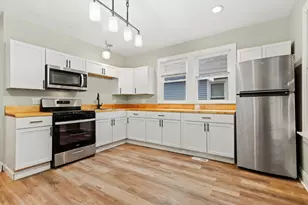 12242 S Normal Ave, Chicago, IL 60628 - Photo 9
