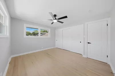 8434 Lawndale Avenue, Skokie, IL 60076 - Photo 23