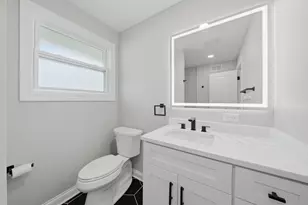 8434 Lawndale Ave, Skokie, IL 60076 - Photo 25