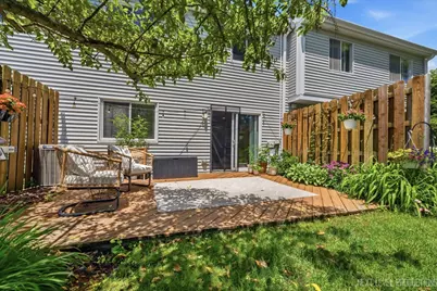 27W403 Melrose Lane, Winfield, IL 60190 - Photo 5