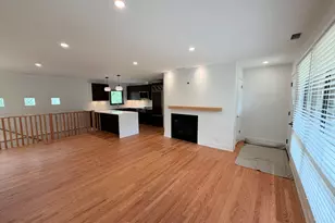 808 W Milburn Ave, Mount Prospect, IL 60056 - Photo 3