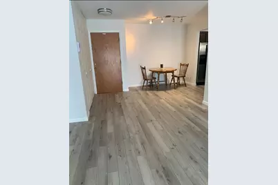 842 E Old Willow Road #106, Prospect Heights, IL 60070 - Photo 3