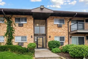 842 E Old Willow Rd, Prospect Heights, IL 60070 - Photo 1