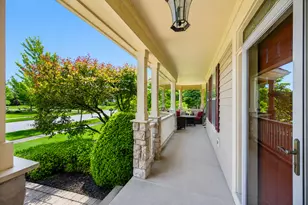 1534 Constitution Dr, Glenview, IL 60026 - Photo 3
