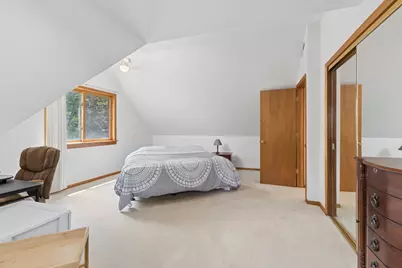 2009 Keeney Street, Evanston, IL 60202 - Photo 11
