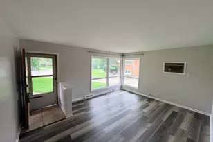 1735 Greene Ct, Aurora, IL 60506 - Photo 3