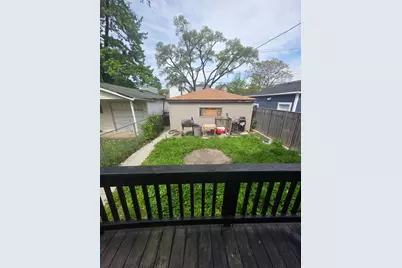 912 N Trumbull Avenue, Chicago, IL 60651 - Photo 5