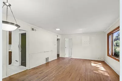 1424 Pine Grove Avenue, Round Lake Beach, IL 60073 - Photo 5