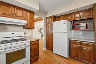 1300 Wolff Ave, Elgin, IL 60123 - Photo 31