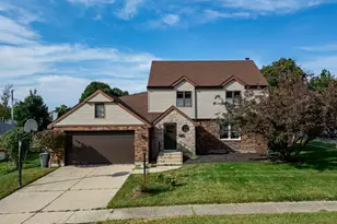 1300 Wolff Ave, Elgin, IL 60123 - Photo 17