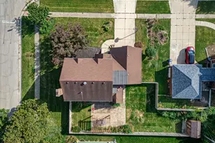 1300 Wolff Ave, Elgin, IL 60123 - Photo 35