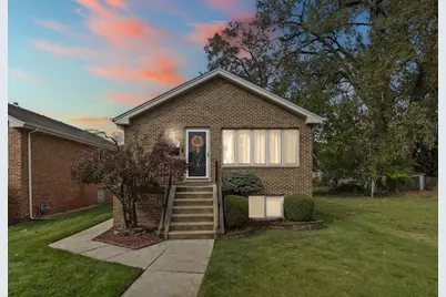 8850 S Mozart Avenue, Evergreen Park, IL 60805 - Photo 1