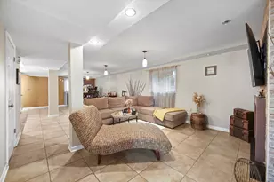 8850 S Mozart Ave, Evergreen Park, IL 60805 - Photo 15