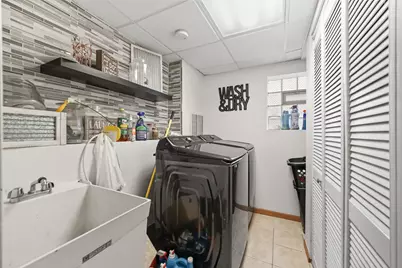 8850 S Mozart Avenue, Evergreen Park, IL 60805 - Photo 21