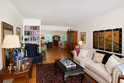 915 N Pine Avenue, Arlington Heights, IL 60004 - Photo 3