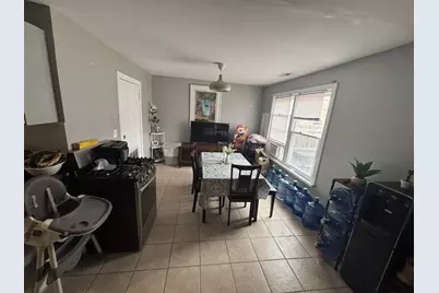 2427 S Christiana Avenue, Chicago, IL 60623 - Photo 5