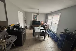 2427 S Christiana Ave, Chicago, IL 60623 - Photo 5