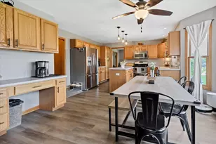 805 Doral Dr, Marengo, IL 60152 - Photo 9