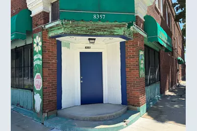 8357 S Marquette Avenue, Chicago, IL 60617 - Photo 3