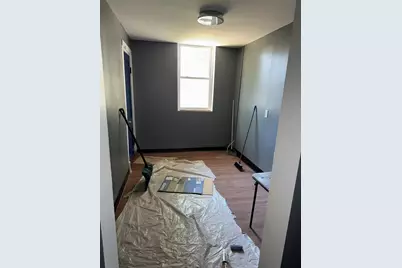8357 S Marquette Avenue, Chicago, IL 60617 - Photo 11