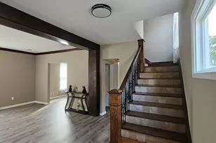 583 S Lasalle Ave, Aurora, IL 60505 - Photo 41