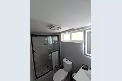 583 S Lasalle Avenue, Aurora, IL 60505 - Photo 35