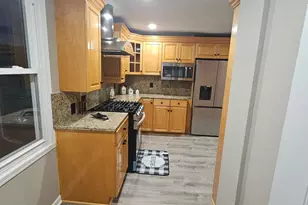 583 S Lasalle Ave, Aurora, IL 60505 - Photo 37