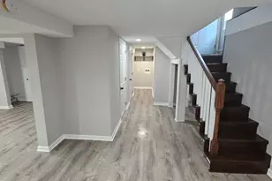 583 S Lasalle Ave, Aurora, IL 60505 - Photo 33