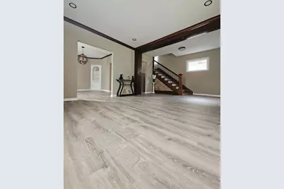583 S Lasalle Avenue, Aurora, IL 60505 - Photo 43