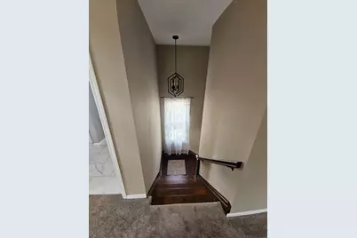 583 S Lasalle Avenue, Aurora, IL 60505 - Photo 19