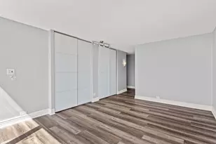 5445 N Sheridan Rd, Chicago, IL 60640 - Photo 15