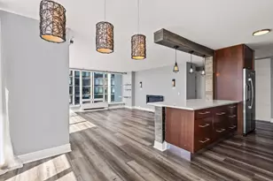5445 N Sheridan Rd, Chicago, IL 60640 - Photo 9