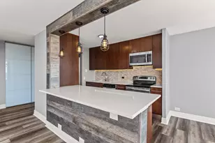 5445 N Sheridan Rd, Chicago, IL 60640 - Photo 7