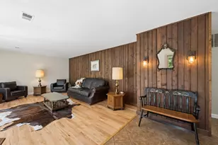 3605 Oak Ridge Rd, Crystal Lake, IL 60012 - Photo 3