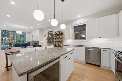 1054 N Hermitage Avenue #1, Chicago, IL 60622 - Photo 9