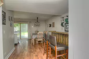 1265 Downing St, Roselle, IL 60172 - Photo 7