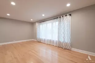 6127 W 79th Pl, Burbank, IL 60459 - Photo 25
