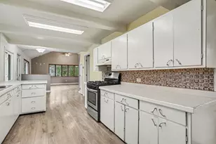 26330 W Grapevine Ave, Antioch, IL 60002 - Photo 9