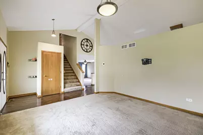 7005 Cornwall Drive, Joliet, IL 60431 - Photo 7