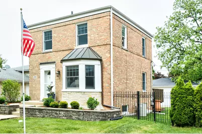 8310 N Oriole Avenue, Niles, IL 60714 - Photo 1