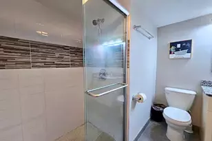 610 N May St, Chicago, IL 60642 - Photo 13