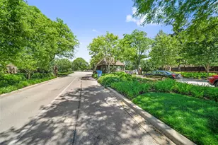 3810 Mission Hills Rd, Northbrook, IL 60062 - Photo 27