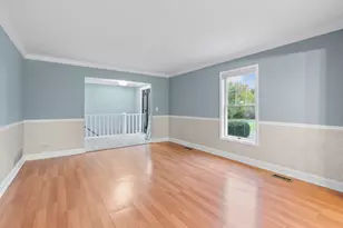 36W340 Huntley Rd, Dundee, IL 60118 - Photo 11