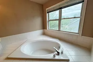 3301 Banford Cir, Lake in the Hills, IL 60156 - Photo 21
